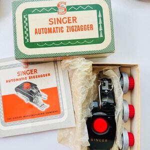 Vintage Singer Automatic Zigzagger 160981 with 4 Cams Manual and Box Simanco USA